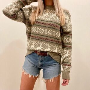 Vintage Fair Isle Deer Winter Nordic Patterned Crewneck Sweater in Beige